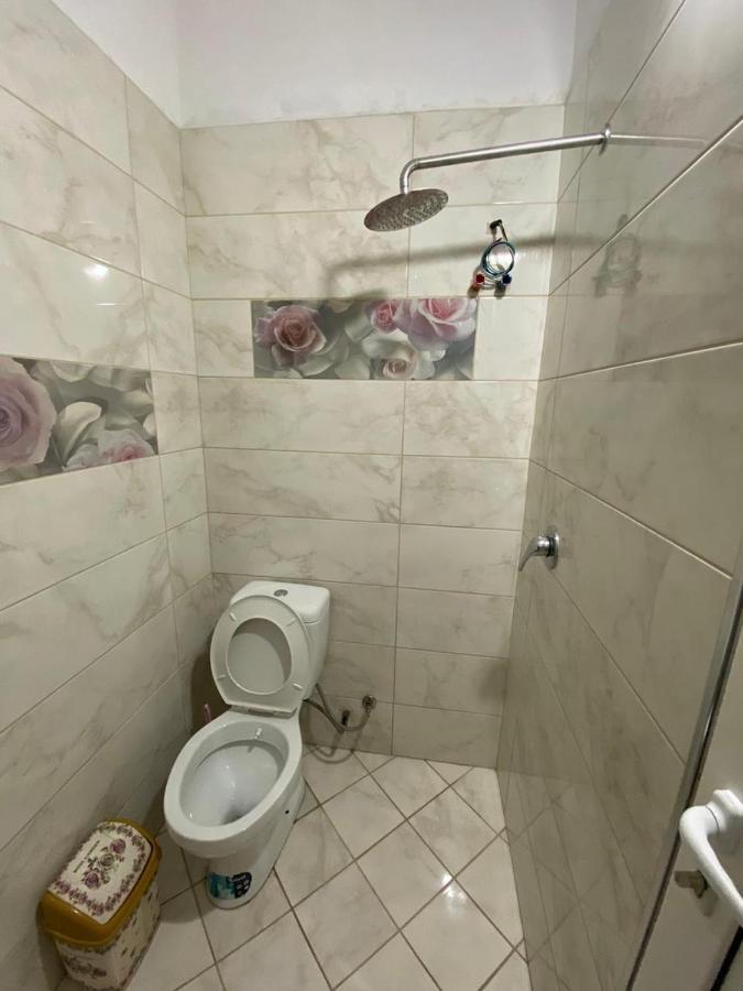 Guest House Lionel Драч Екстериор снимка